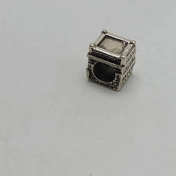 Sterling Silver Castle Charm Bead For European Bracelet Necklace - Picture 3 of 5